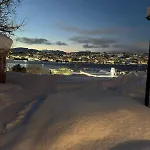 Iconic Skyline Views By Arctic Cathedral, 5br Tromsø