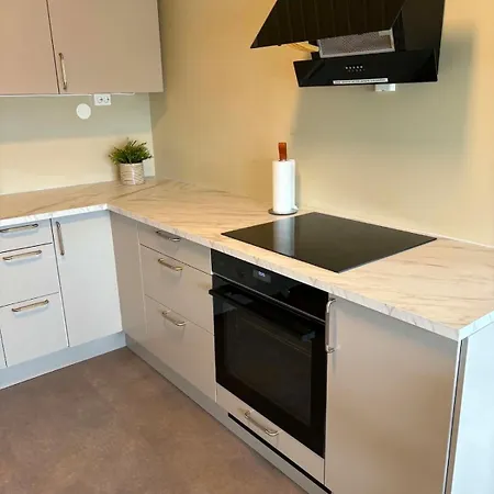 Daire Iconic Skyline Views By Arctic Cathedral, 5br