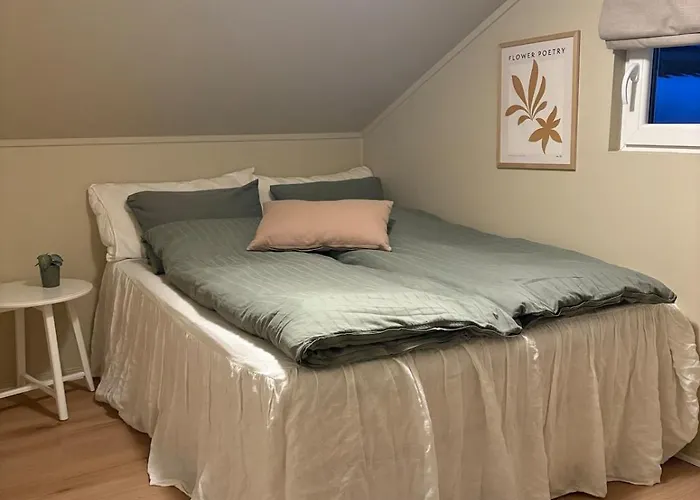 Iconic Skyline Views By Arctic Cathedral, 5br Tromsø