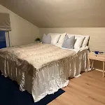 Iconic Skyline Views By Arctic Cathedral, 5br *